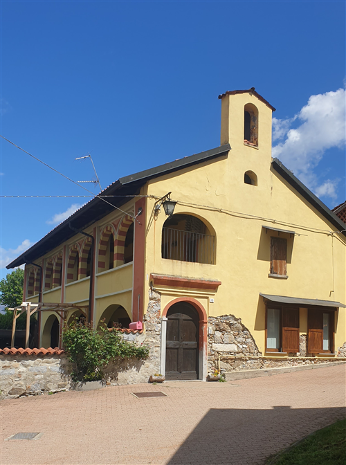 avviso d' Asta pubblica per alienazione di fabbricato in fraz. Valmaggiore (ex Scuola Elementare Valmaggiore).